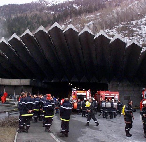 Maître Alain Jakubowicz, Avocat de l’association des familles de victimes assistait à la commémoration du 20 ème anniversaire de la Catastrophe du Tunnel du Mont Blanc.